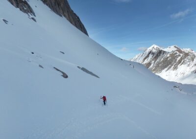 Montée à la Capanna Cristallina, 2570 m, depuis Bosco di Ossasco