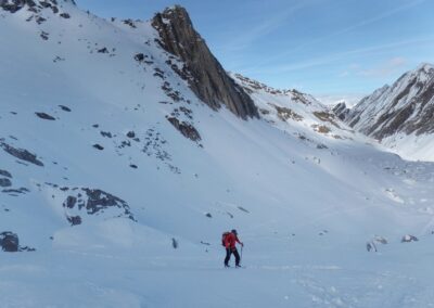Montée à la Capanna Cristallina, 2570 m, depuis Bosco di Ossasco