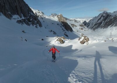 Montée à la Capanna Cristallina, 2570 m, depuis Bosco di Ossasco