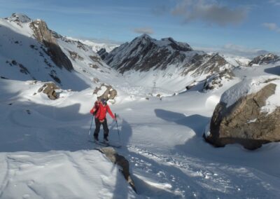 Montée à la Capanna Cristallina, 2570 m, depuis Bosco di Ossasco