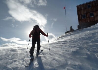 Montée à la Capanna Cristallina, 2570 m, depuis Bosco di Ossasco
